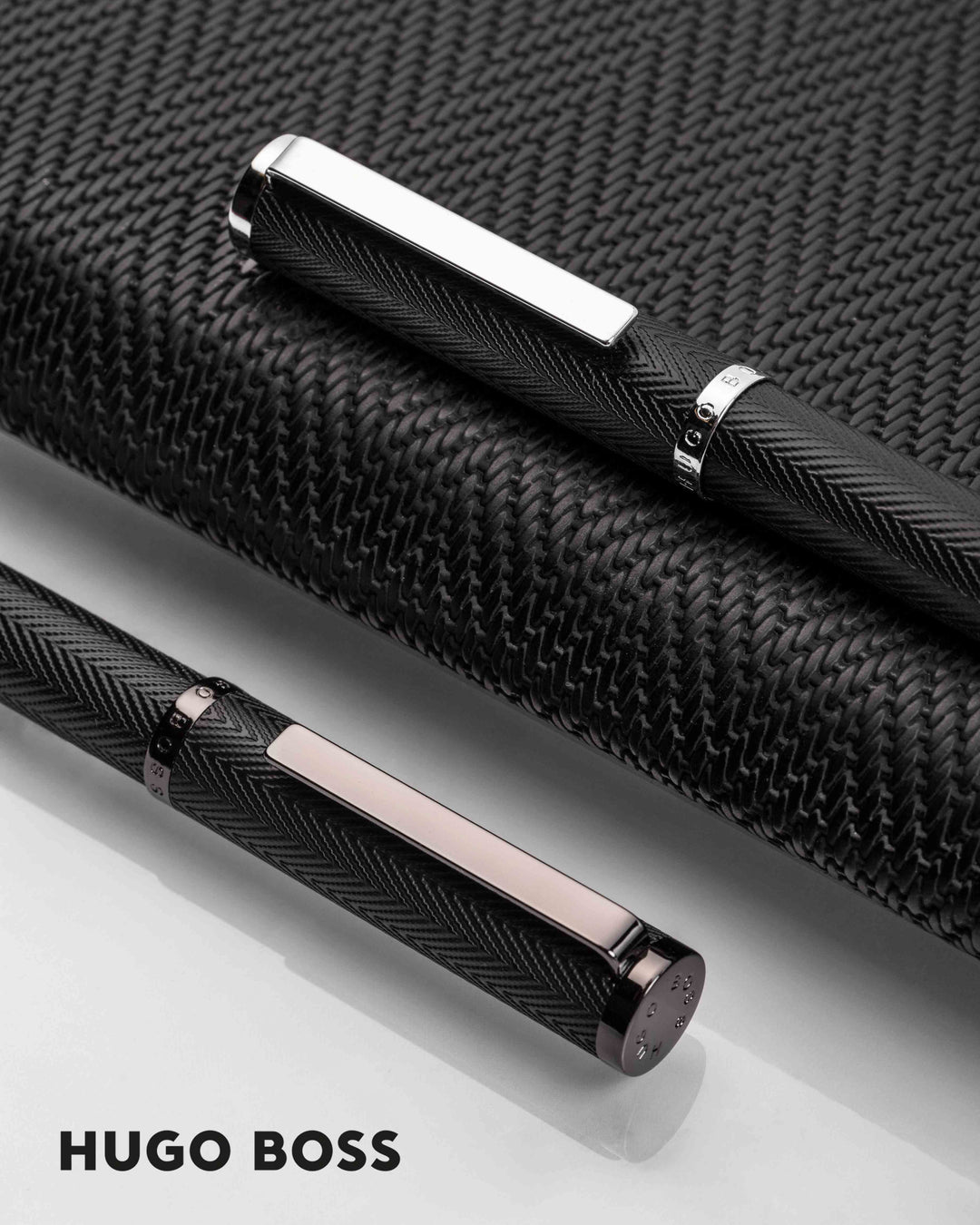 Hugo Boss Penna Roller Herringbone Gun HSI1065D訓練