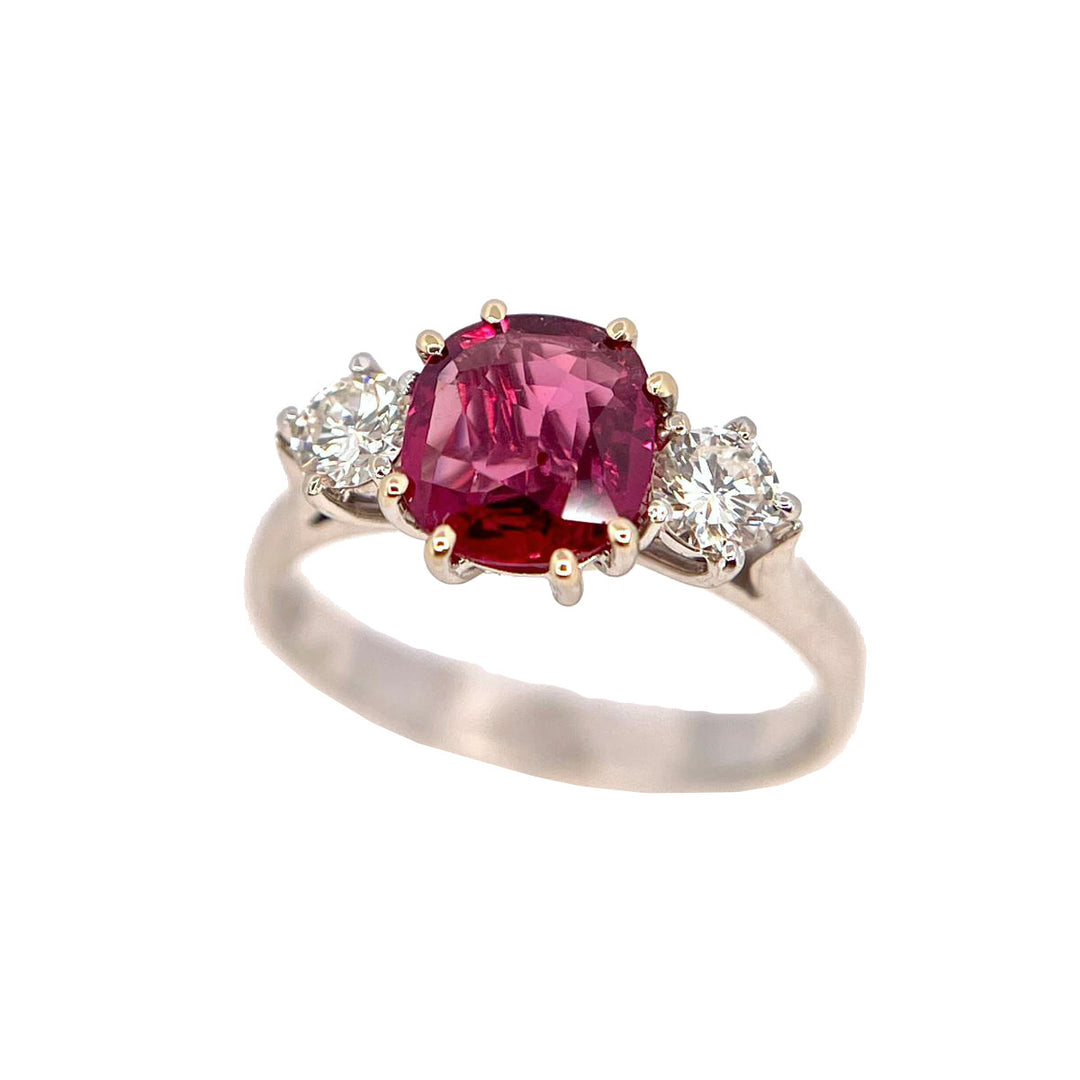 Capodagaglia Gold Ring 18kt Thai Ruby 1,24ctおよびダイヤモンド