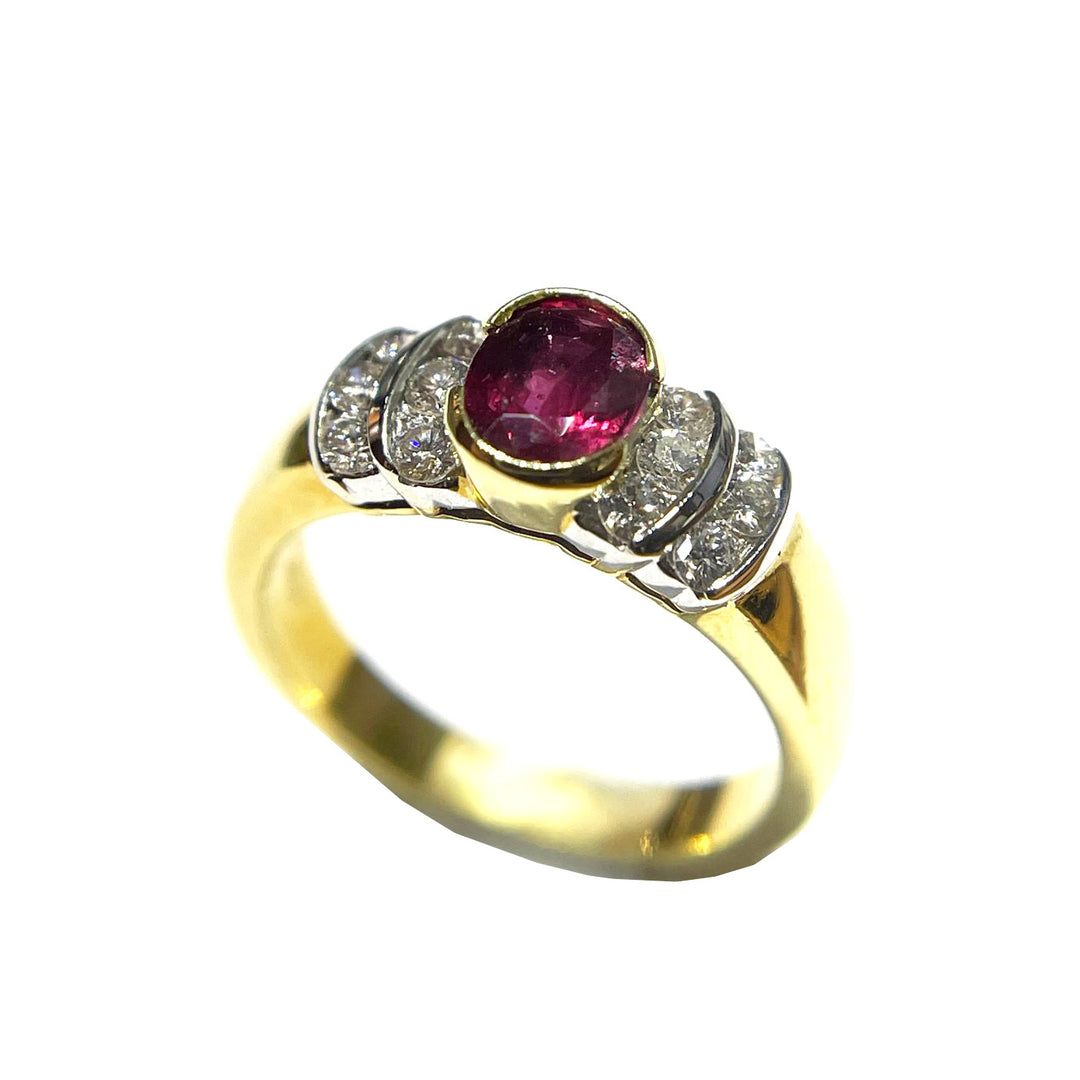 18kt yellow gold Ruby 0,72ct and Diamonds