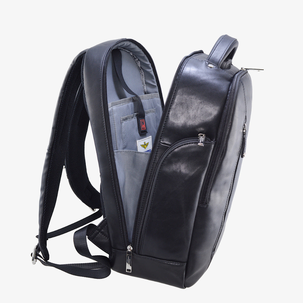 Aeronautica Militare PC Leather Backpacker ラインサンダーAM464-BL